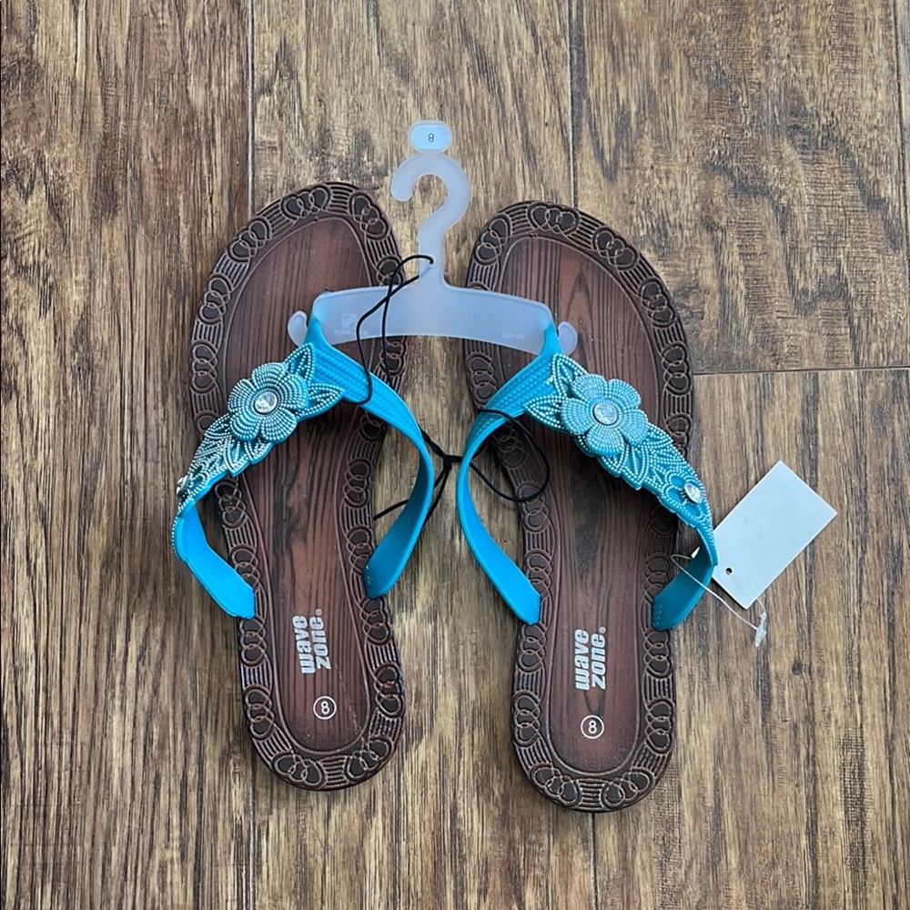 New! Wave Zone Blue Floral Women's Sandals